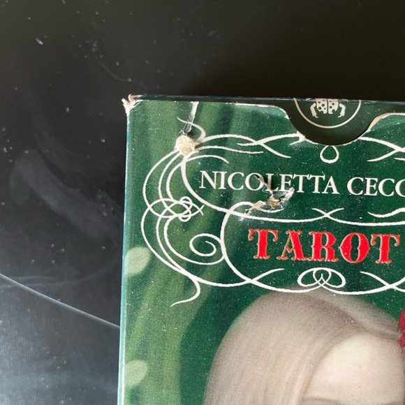 Lot of 3 Tarot Decks and 2 Oracle decks - Picture 7 of 15
